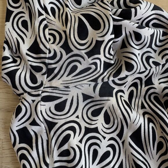 Diane Von Furstenberg Y2K Silk Heart Top Bell Sleeve Ruched Hippie Cute 70s Sz.8 - Picture 11 of 14